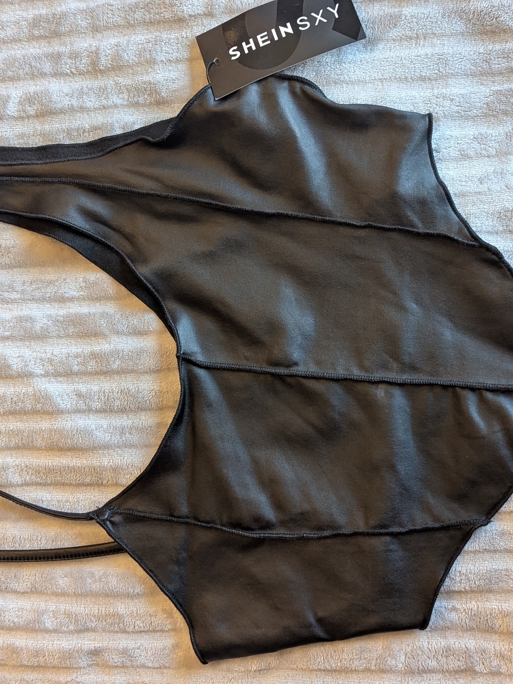 SHEIN Black Crop Top